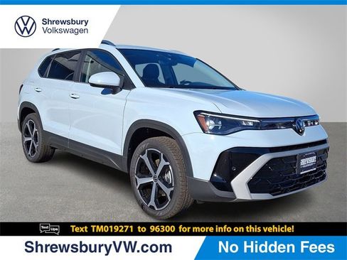 New 2026 Volkswagen Taos SEL image 1