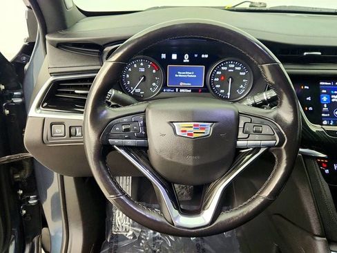 Used 2020 Cadillac XT6 Premium Luxury image 14