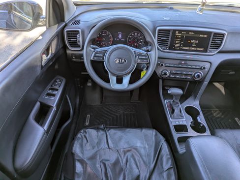 Used 2022 Kia Sportage LX image 13