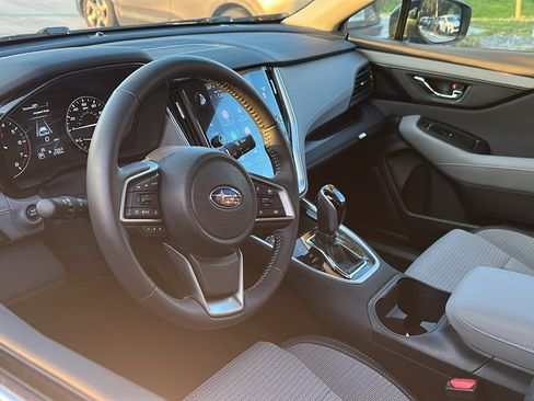 Certified 2025 Subaru Outback Premium w/ Popular Package #1A image 5