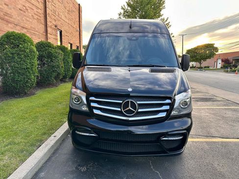 Used 2015 Mercedes-Benz Sprinter 2500 w/ Active Safety Plus Package image 47