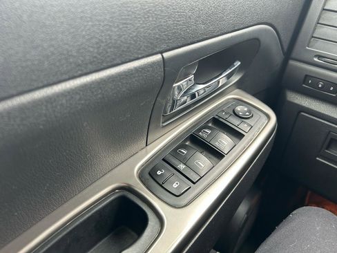 Used 2012 Jeep Liberty Limited Jet image 26