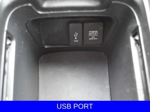 Used 2017 Honda CR-V LX image 6