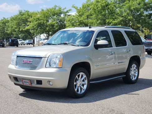 Used 2013 GMC Yukon Denali AWD/4WD image 35