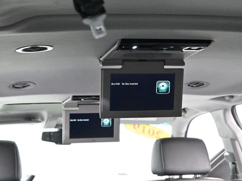 Used 2019 Chevrolet Suburban Premier image 38