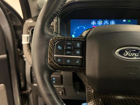 Used 2024 Ford F250 Lariat w/ Lariat Ultimate Package image 13