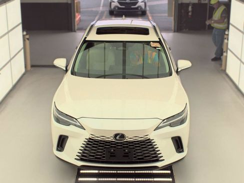 Used 2023 Lexus RX 350 Premium w/ Cold Area Package AWD/4WD image 6