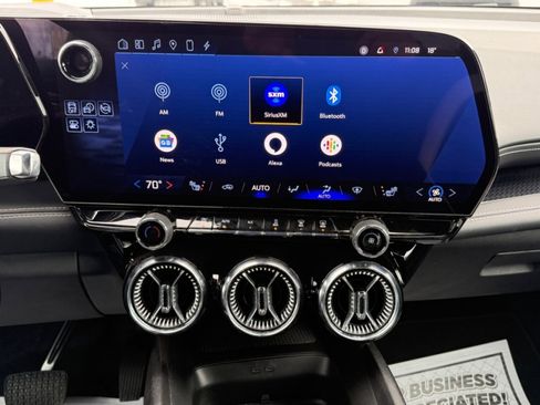 Used 2024 Chevrolet Blazer EV LT image 22