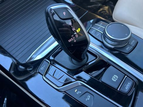 Used 2021 BMW X3 xDrive30i w/ Premium Package image 16