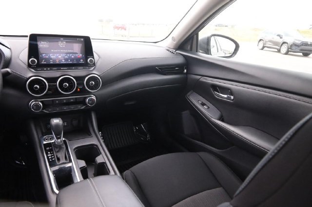 Certified 2024 Nissan Sentra SV FWD image 25