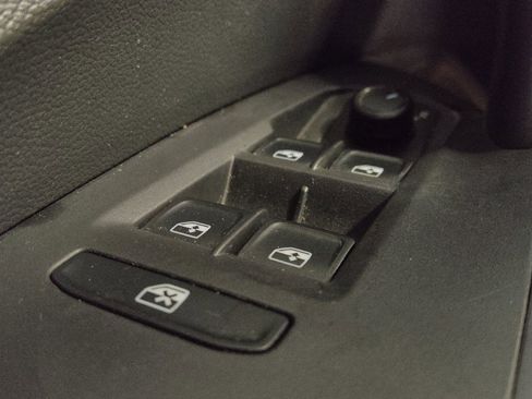 Used 2019 Volkswagen Jetta SE FWD image 27