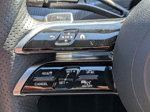 Used 2023 Mercedes-Benz C 300 4MATIC Sedan image 23