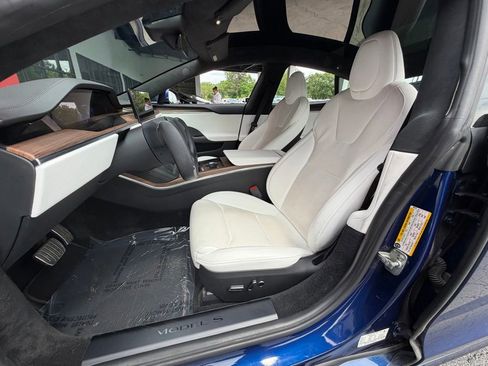 Used 2022 Tesla Model S AWD/4WD image 23