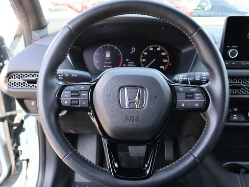 Certified 2025 Honda HR-V Sport image 28