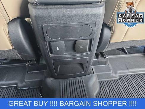 Used 2022 Ford Explorer XLT w/ Equipment Group 202A RWD image 16
