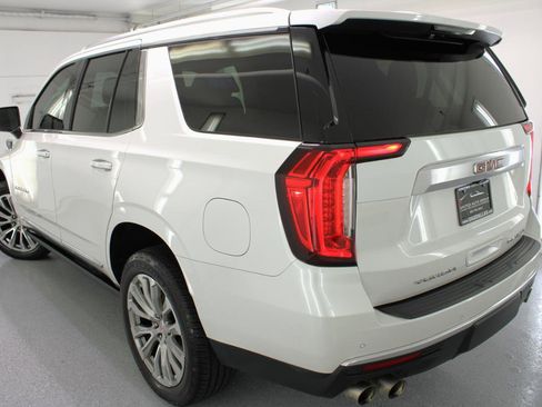 Used 2021 GMC Yukon Denali w/ Denali Premium Package image 33