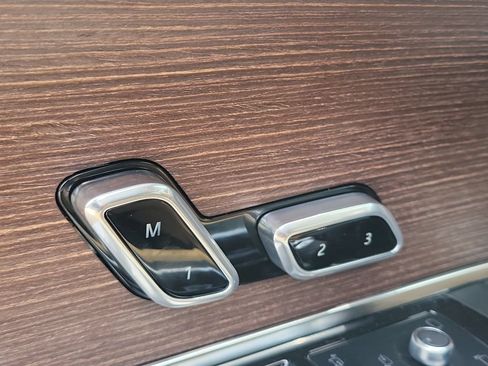 New 2026 Land Rover Range Rover SE AWD/4WD image 27
