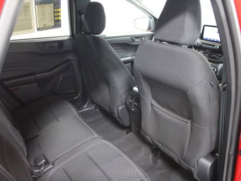 Used 2024 Ford Escape Active image 31