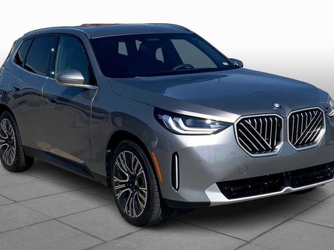 New 2026 BMW X3 xDrive30 w/ Premium Package image 2