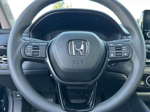 Used 2025 Honda Accord SE image 22