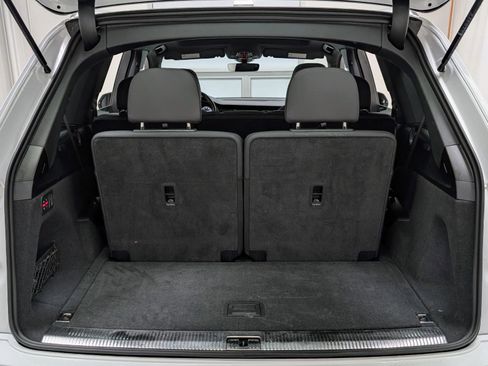 Used 2025 Audi Q7 3.0T Premium Plus image 21