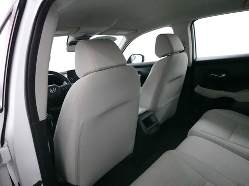 Used 2025 Honda HR-V LX image 28