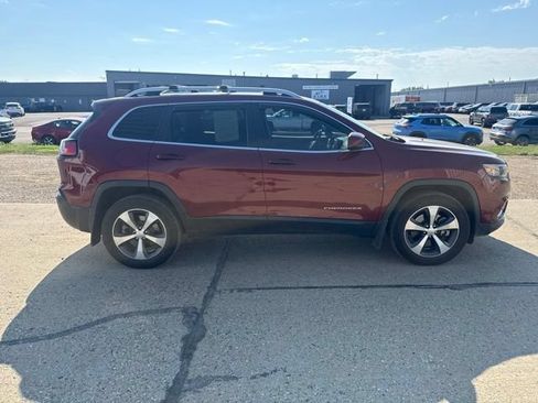 Used 2020 Jeep Cherokee Limited AWD/4WD image 11