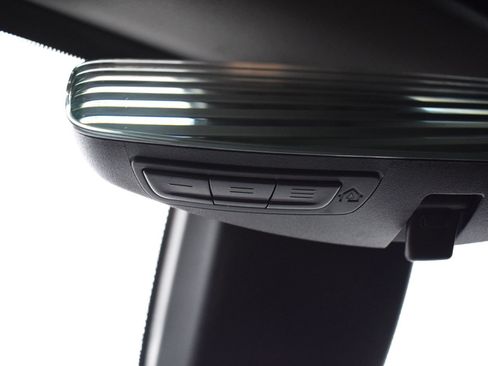 Used 2024 Toyota Camry SE FWD image 17