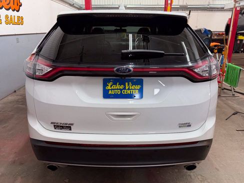 Used 2017 Ford Edge SEL w/ Equipment Group 201A AWD/4WD image 6