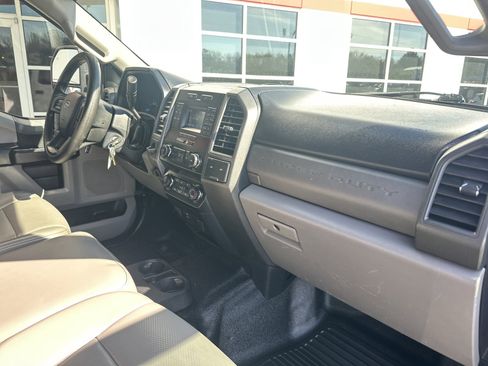 Used 2019 Ford F350 XL w/ Power Equipment Group RWD image 27