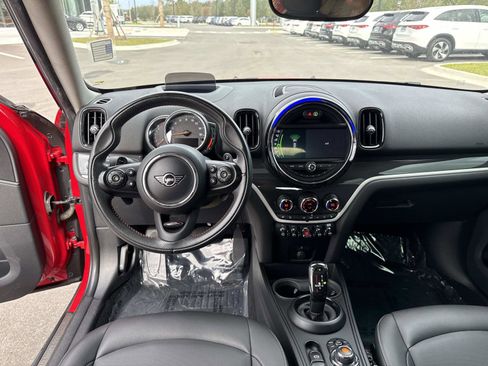 Used 2020 MINI Cooper Countryman S w/ Premium Package image 18