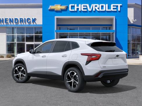 New 2026 Chevrolet Trax RS image 5