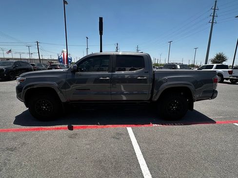 Used 2021 Toyota Tacoma SR5 RWD image 6