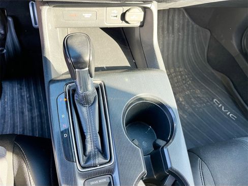 Used 2022 Honda Civic Sport image 16