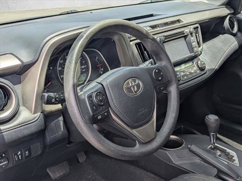 Used 2014 Toyota RAV4 XLE FWD image 9