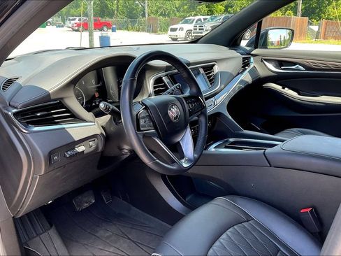 Used 2023 Buick Enclave Avenir w/ Trailering Package, 5000 lbs. AWD/4WD image 8