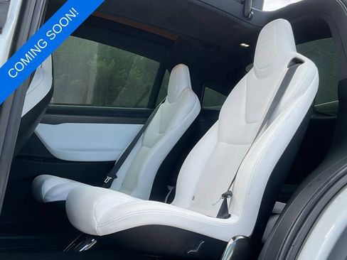 Used 2018 Tesla Model X 100D AWD/4WD image 3