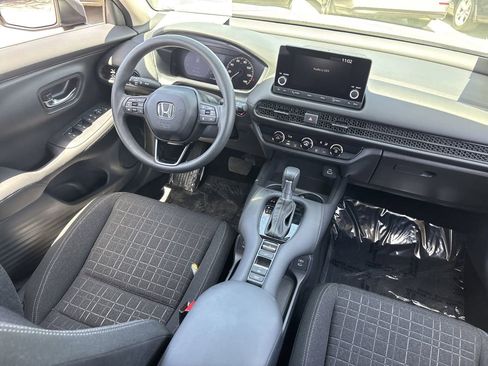 Certified 2025 Honda HR-V LX image 12