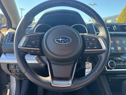 Used 2018 Subaru Outback 2.5i Premium image 7