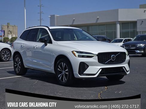 Certified 2024 Volvo XC60 B5 Core AWD/4WD image 2