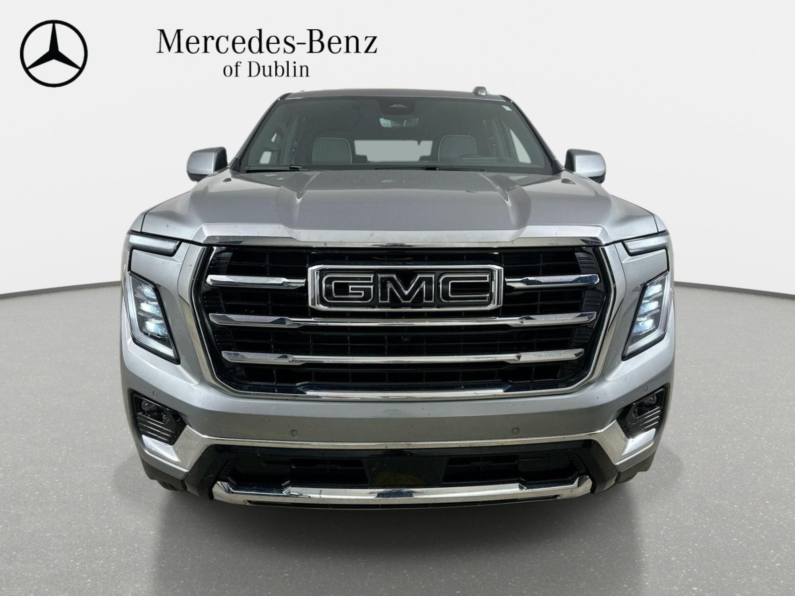 Used 2025 GMC Yukon Elevation w/ LPO, Yukon Black Package AWD/4WD image 2