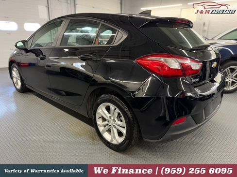 Used 2019 Chevrolet Cruze LS w/ LS Convenience Package FWD image 11