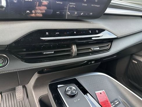 New 2026 Buick Enclave Sport Touring FWD image 19