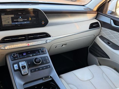 Used 2020 Hyundai Palisade Limited FWD image 13
