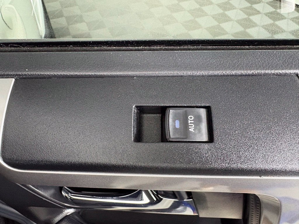 Used 2021 Toyota 4Runner SR5 AWD/4WD image 48