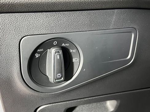 Used 2024 Volkswagen Tiguan SEL R-Line image 20