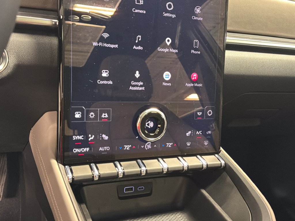 New 2027 GMC Terrain Elevation w/ Elevation Premium Package FWD image 41