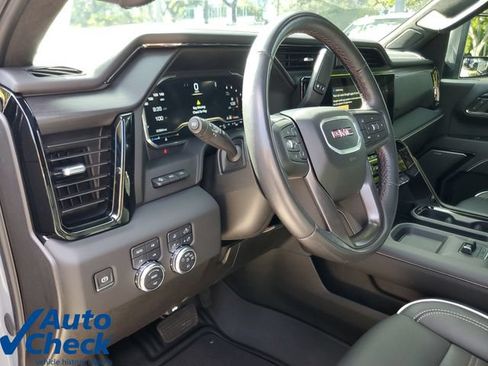 Used 2024 GMC Sierra 2500 AT4X AWD/4WD image 17