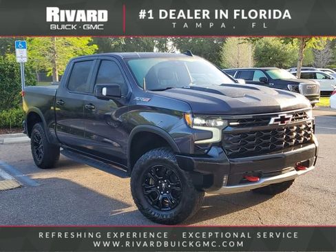 Used 2022 Chevrolet Silverado 1500 ZR2 w/ Technology Package image 1