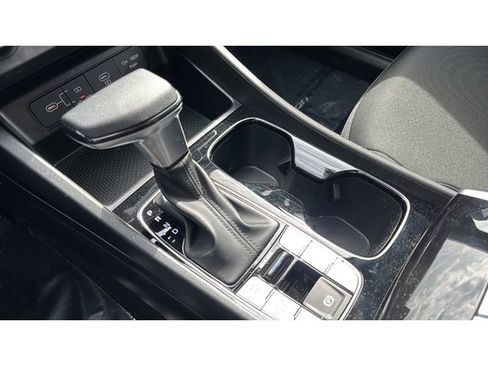 Certified 2025 Hyundai Tucson SE AWD/4WD image 17